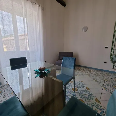 Lady Saturno's * Tropea