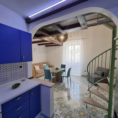 Lady Saturno's Apartman *